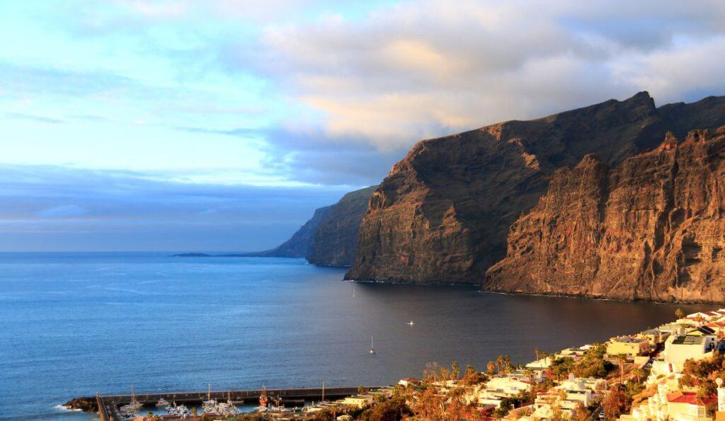 excursión en barco los gigantes tenerife